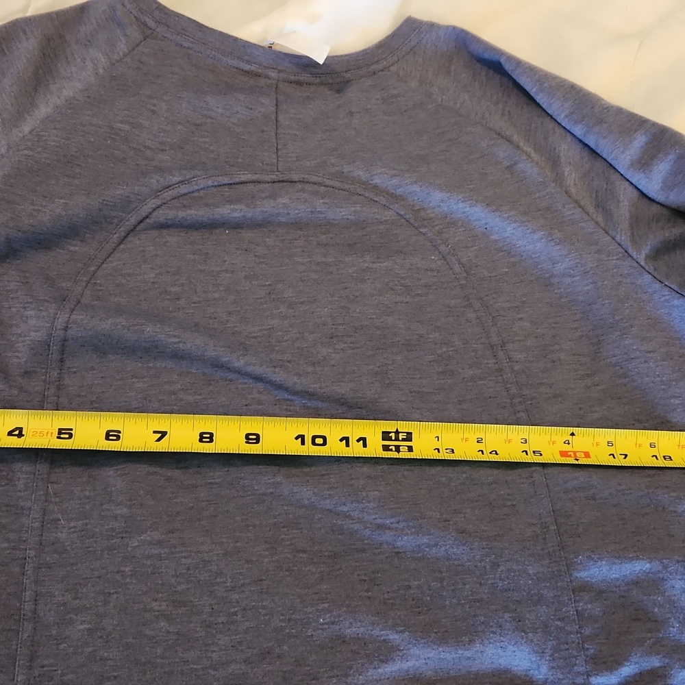 Fabletics Long Sleeve Pull Over Light Weight Top - image 6